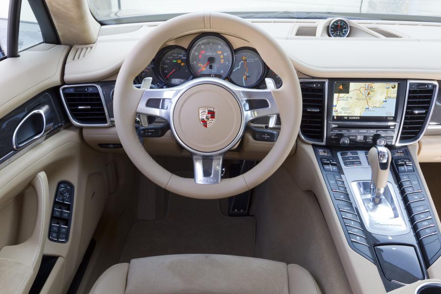  Porsche Panamera GTS 2011 года  (фото 65 из 81)